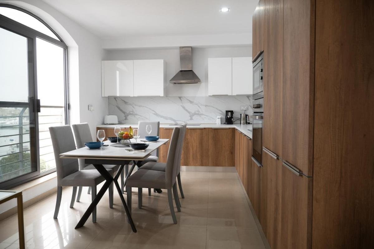 Golden Harbour - 2 Bedrooms, 2 Bathrooms Gzira Extérieur photo
